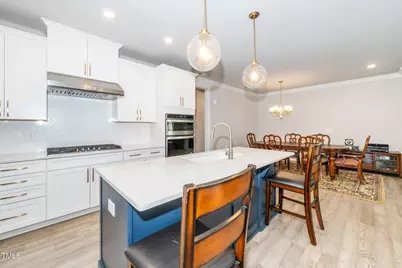 10530 Sablewood Drive #112, Raleigh, NC 27617 - Photo 4