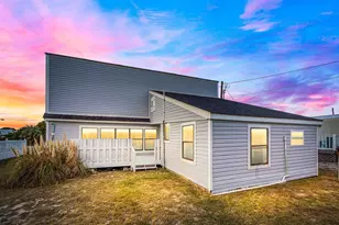 220 Makepeace Ln, North Topsail Beach, NC 28460 - Photo 2