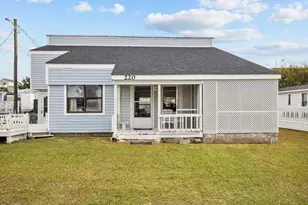 220 Makepeace Ln, North Topsail Beach, NC 28460 - Photo 4