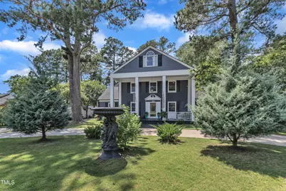 300 S Pine Street, Benson, NC 27504 - Photo 2