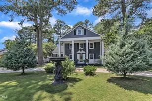 300 S Pine St, Benson, NC 27504 - Photo 2