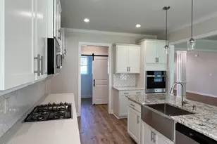 196 Cozy Brk Ct, Clayton, NC 27520 - Photo 2