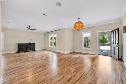 2210 Bedford Avenue, Raleigh, NC 27607 - Photo 10