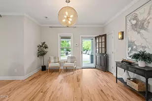 2210 Bedford Ave, Raleigh, NC 27607 - Photo 8