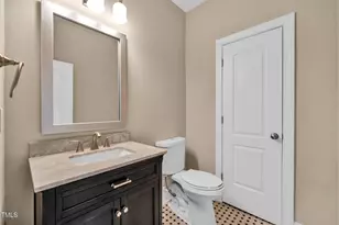 2210 Bedford Ave, Raleigh, NC 27607 - Photo 22