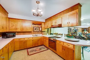 206 Kittys Ln, Erwin, NC 28339 - Photo 30