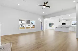 104 Manchester Ct, La Grange, NC 28551 - Photo 8