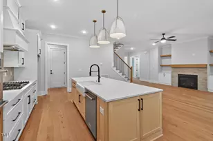 118 Sanderway Dr, Chapel Hill, NC 27516 - Photo 22