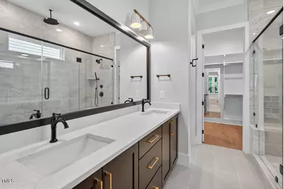 118 Sanderway Drive, Chapel Hill, NC 27516 - Photo 32