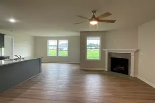 167 Lotus Ave, Smithfield, NC 27577 - Photo 4