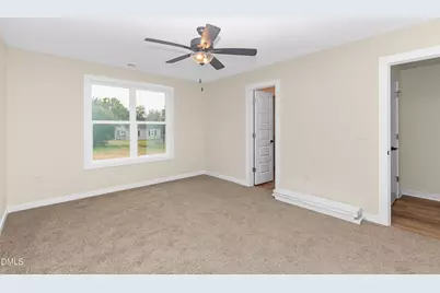 229 E Washington Street, Coats, NC 27521 - Photo 18