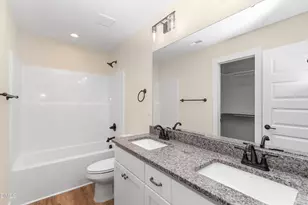 229 E Washington St, Coats, NC 27521 - Photo 20
