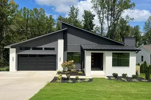 269 Deer Tail Ln, Fuquay Varina, NC 27526 - Photo 4