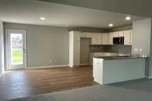 235 Starry Sky Dr, Benson, NC 27504 - Photo 4