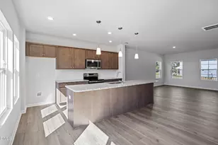 366 Bunker Hl Pl, Angier, NC 27501 - Photo 4