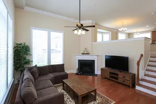 10529 Sablewood Dr, Raleigh, NC 27617 - Photo 8