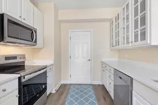 1928 Shadow Glen Dr, Raleigh, NC 27604 - Photo 16