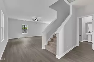 501 Benton Dr, Oxford, NC 27565 - Photo 2