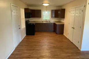 904 Marvin St, Goldsboro, NC 27530 - Photo 4