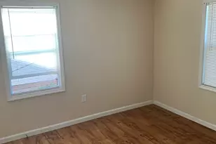 904 Marvin St, Goldsboro, NC 27530 - Photo 8