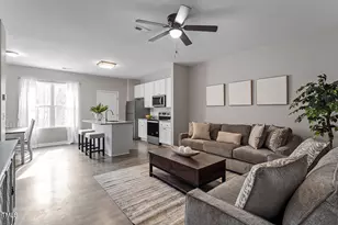 886 John St, Clayton, NC 27520 - Photo 8