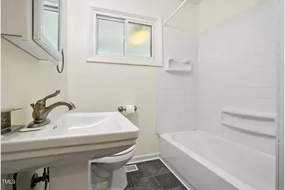 912 Dixie Trail, Raleigh, NC 27607 - Photo 16