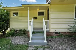 912 Dixie Trail, Raleigh, NC 27607 - Photo 4