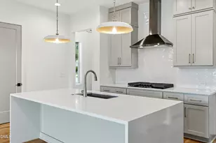 1813 Bennett St, Raleigh, NC 27604 - Photo 6