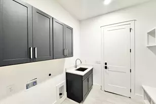 8012 Penny Rd, Raleigh, NC 27606 - Photo 76