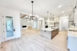 8012 Penny Rd, Raleigh, NC 27606 - Photo 18