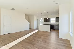 136 Bruce Dr, Dunn, NC 28334 - Photo 8