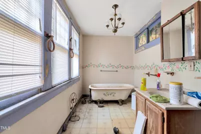 903 Nicholas Street, Henderson, NC 27536 - Photo 10