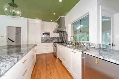 112 Lancaster Drive, Chapel Hill, NC 27517 - Photo 16