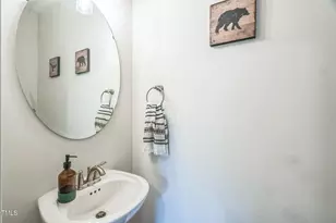 647 N Hardee St, Durham, NC 27703 - Photo 8