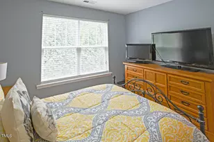 5113 Lady of the Lake Dr, Raleigh, NC 27612 - Photo 18