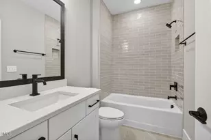 79 Oldham Est Dr, Chapel Hill, NC 27517 - Photo 58