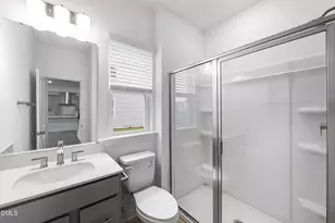 200 Seagraves Creek Ln, Holly Springs, NC 27540 - Photo 8