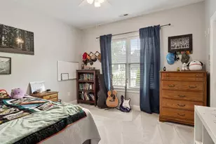 2207 Cameron Pond Dr, Cary, NC 27519 - Photo 38