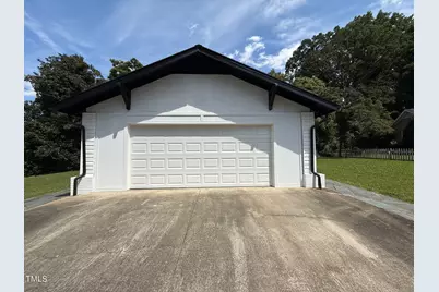 519 W Raleigh Street, Siler City, NC 27344 - Photo 4