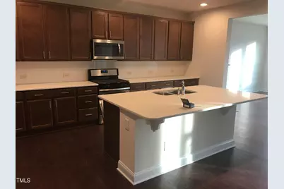 2413 Fillmore Hall Ln Lane, Apex, NC 27523 - Photo 4