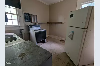 207 Bruton Street W, Wilson, NC 27893 - Photo 12