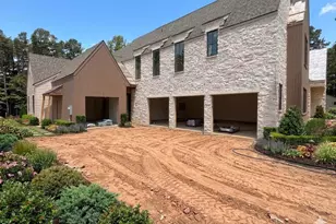 1132 Wimbleton Dr, Raleigh, NC 27609 - Photo 2