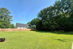 109 N Watauga Ave, Dunn, NC 28334 - Photo 16