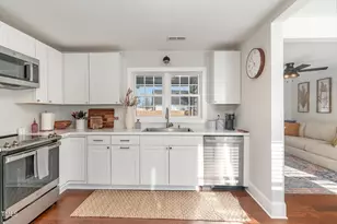 109 N Watauga Ave, Dunn, NC 28334 - Photo 8