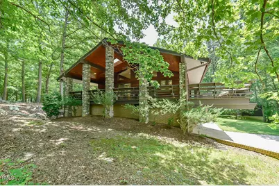 110 Wolfs Trail, Chapel Hill, NC 27516 - Photo 2