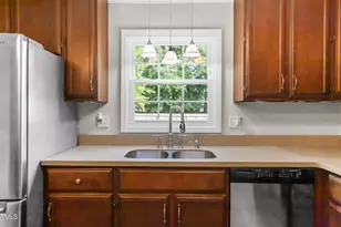 304 Westfield Dr, Dunn, NC 28334 - Photo 8