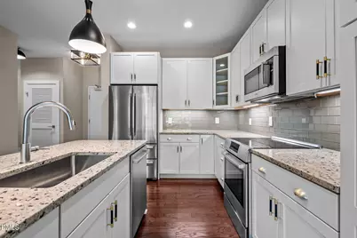 515 N Churton Street #203, Hillsborough, NC 27278 - Photo 8