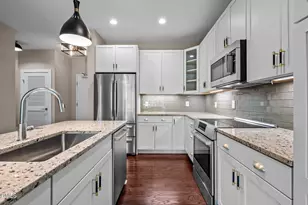 515 N Churton St, Hillsborough, NC 27278 - Photo 8