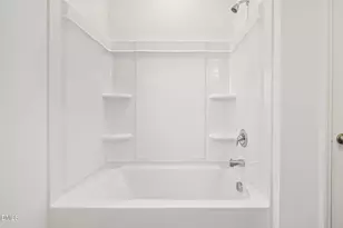 124 W Cres Mls Blvd, Wilsons Mills, NC 27520 - Photo 8