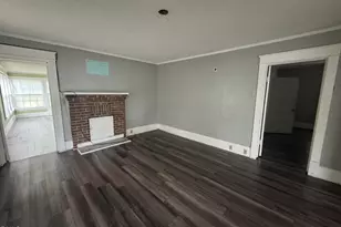 212 S 6th St, Smithfield, NC 27577 - Photo 2